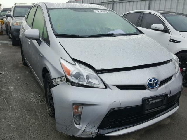 JTDKN3DU0F1959457 - 2015 TOYOTA PRIUS SILVER photo 1