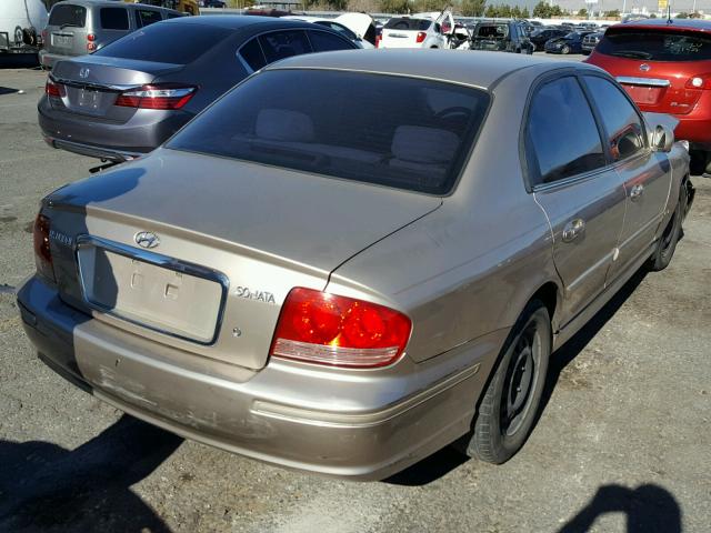 KMHWF25S55A205647 - 2005 HYUNDAI SONATA GL GOLD photo 4