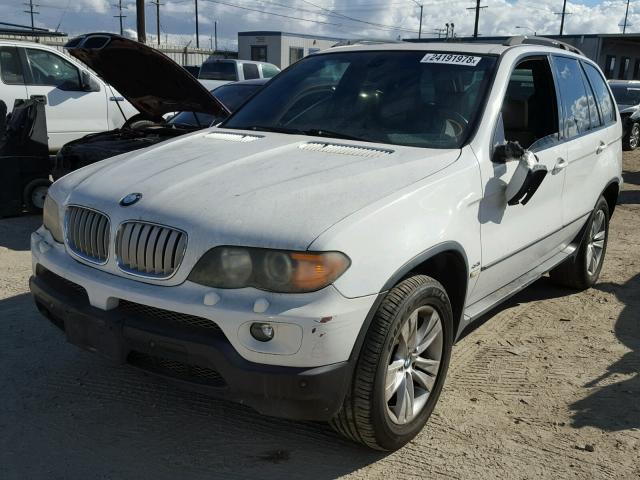 5UXFB535X5LV14841 - 2005 BMW X5 4.4I WHITE photo 2