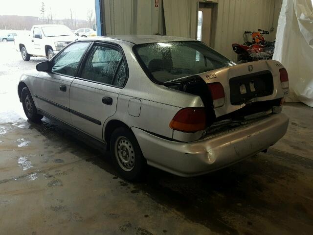 1HGEJ6620TL057852 - 1996 HONDA CIVIC DX SILVER photo 3