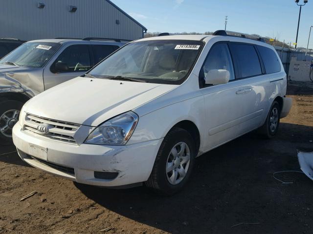 KNDMB233286194679 - 2008 KIA SEDONA EX WHITE photo 2