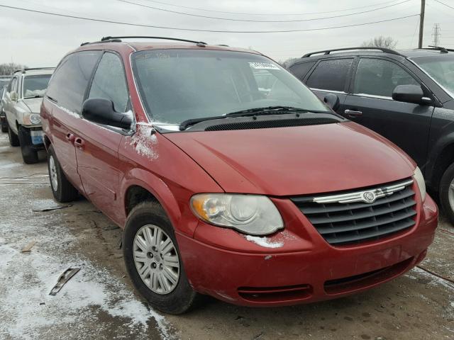 2A4GP44R87R341375 - 2007 CHRYSLER TOWN & COU RED photo 1