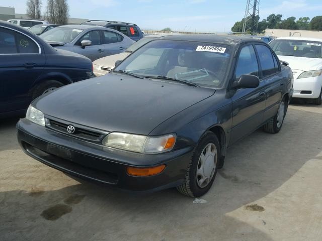 1NXBB02E9VZ624614 - 1997 TOYOTA COROLLA DX BLACK photo 2