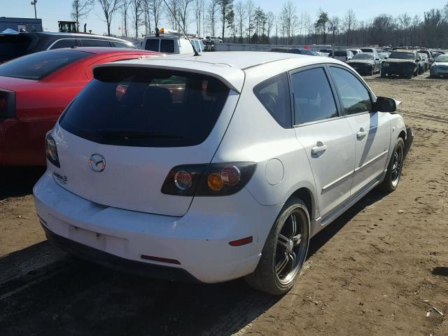 JM1BK143341174741 - 2004 MAZDA 3 HATCHBAC WHITE photo 4