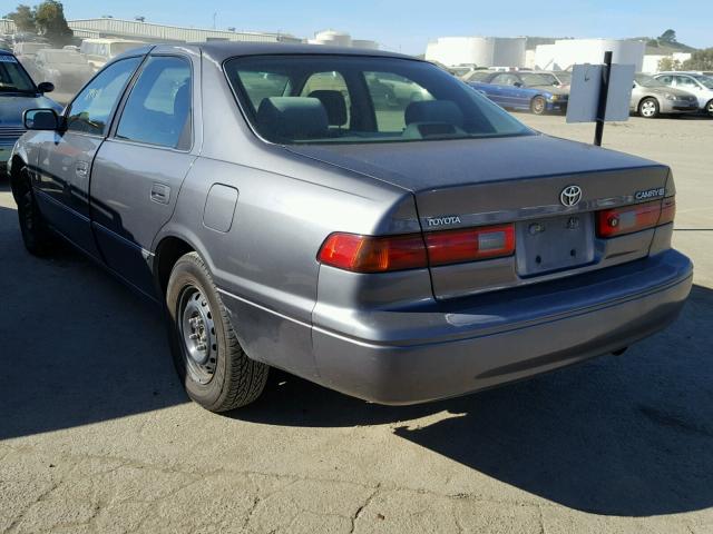 4T1BG22K3XU921805 - 1999 TOYOTA CAMRY CE GRAY photo 3