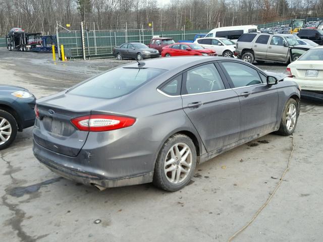 3FA6P0H76DR104849 - 2013 FORD FUSION SE GRAY photo 4