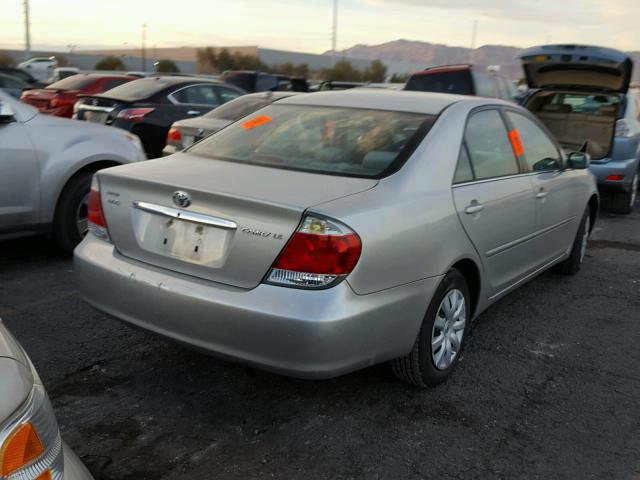 4T1BE32K35U435424 - 2005 TOYOTA CAMRY LE SILVER photo 4