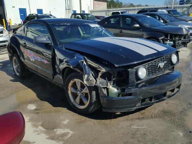 1ZVFT82H765175485 - 2006 FORD MUSTANG GT BLACK photo 1