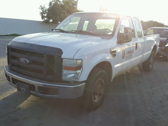 1FTSX20568EB02705 - 2008 FORD F250 SUPER WHITE photo 2