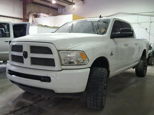 3C6UR5DLXFG712472 - 2015 RAM 2500 SLT 白色 照片 2