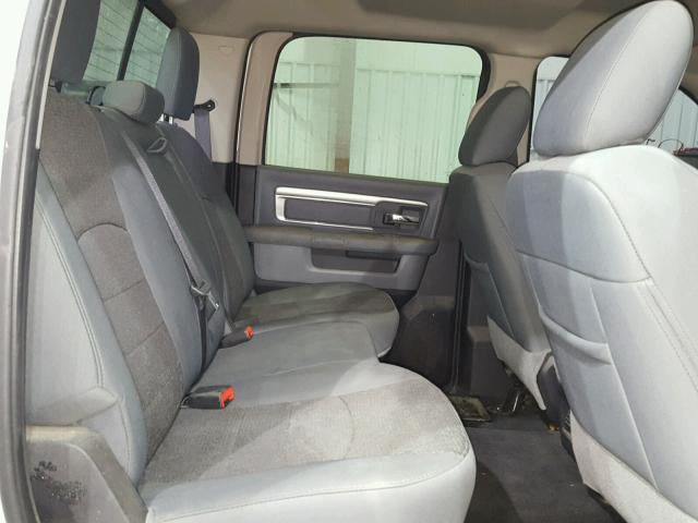 3C6UR5DLXFG712472 - 2015 RAM 2500 SLT 白色 照片 6