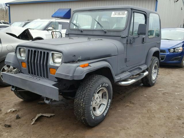 2J4FY29T6LJ502624 - 1990 JEEP WRANGLER / GRAY photo 2