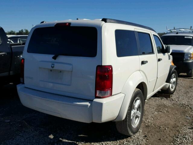 1D8GT28K27W597037 - 2007 DODGE NITRO SXT WHITE photo 4