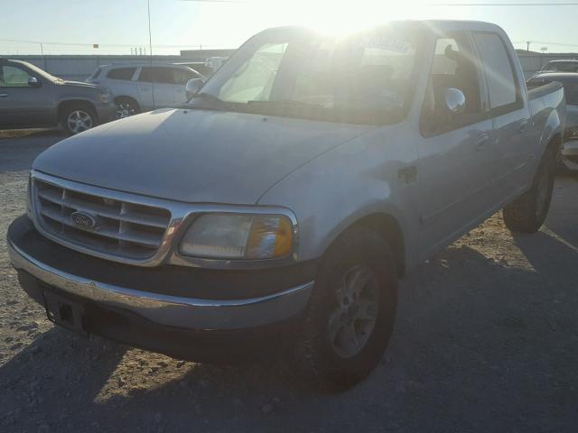 1FTRW07L82KB69468 - 2002 FORD F150 SUPER SILVER photo 2