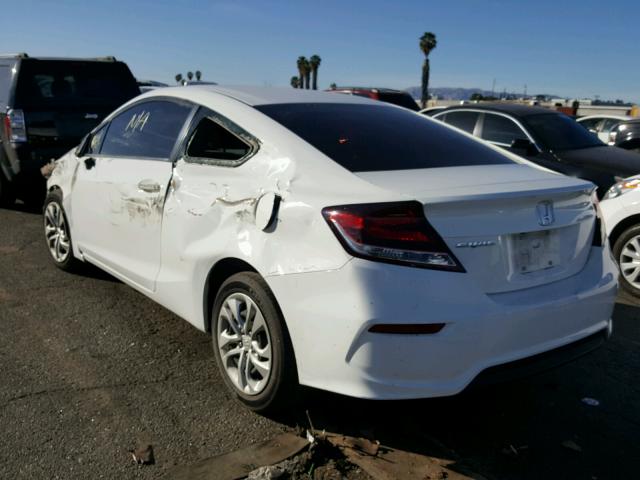 2HGFG3B58FH523692 - 2015 HONDA CIVIC LX WHITE photo 3