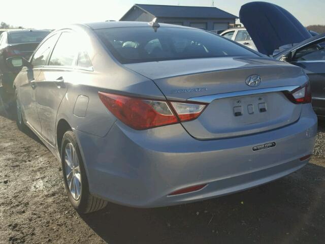 5NPEB4AC8BH243903 - 2011 HYUNDAI SONATA GLS BLUE photo 3