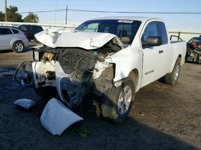 1N6AA06A28N328467 - 2008 NISSAN TITAN XE WHITE photo 2