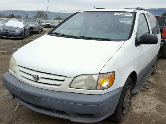 4T3ZF19C02U489989 - 2002 TOYOTA SIENNA CE WHITE photo 2