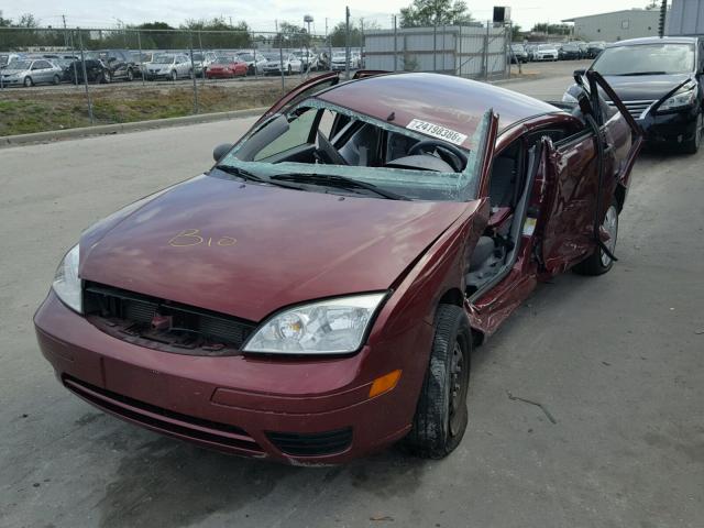 1FAFP34NX7W194692 - 2007 FORD FOCUS ZX4 BURGUNDY photo 2