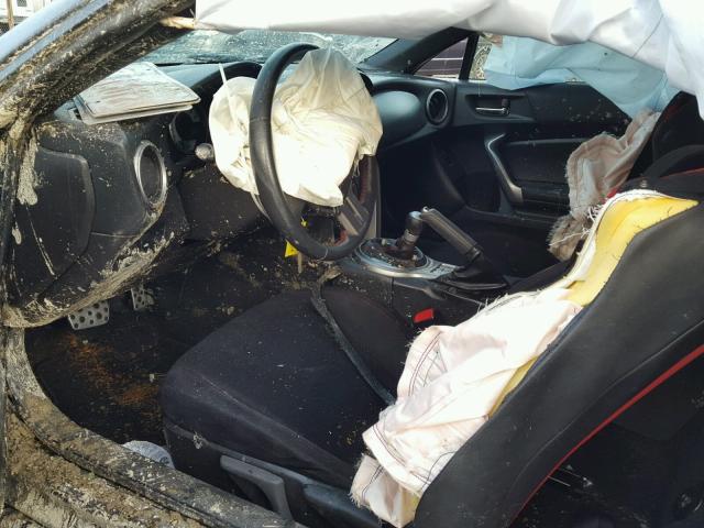 JF1ZNAA18D2712231 - 2013 TOYOTA SCION FR-S ნაცრისფერი ფოტო 5