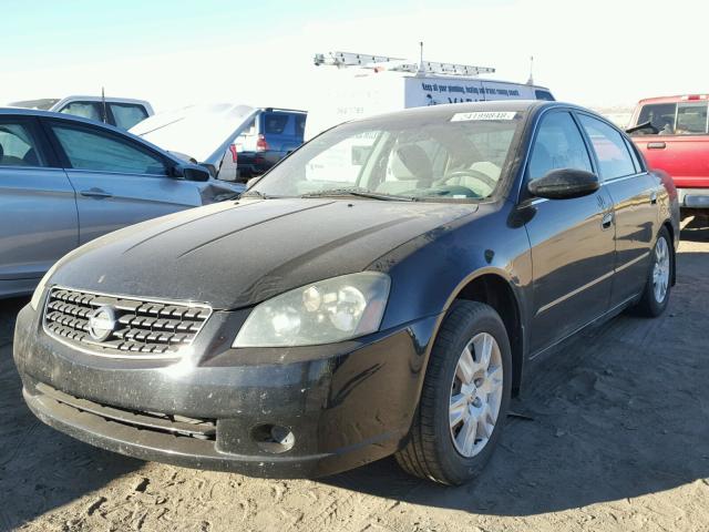 1N4AL11D05N443560 - 2005 NISSAN ALTIMA S BLACK photo 2