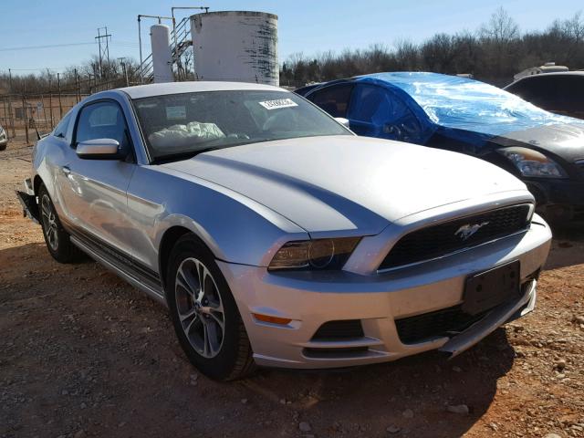 1ZVBP8AM0E5292406 - 2014 FORD MUSTANG SILVER photo 1