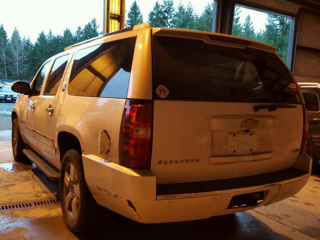 1GNUKKE34AR279841 - 2010 CHEVROLET SUBURBAN K WHITE photo 3