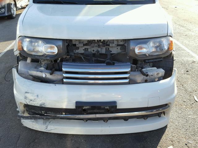 JN8AZ2KR5AT156279 - 2010 NISSAN CUBE BASE WHITE photo 9