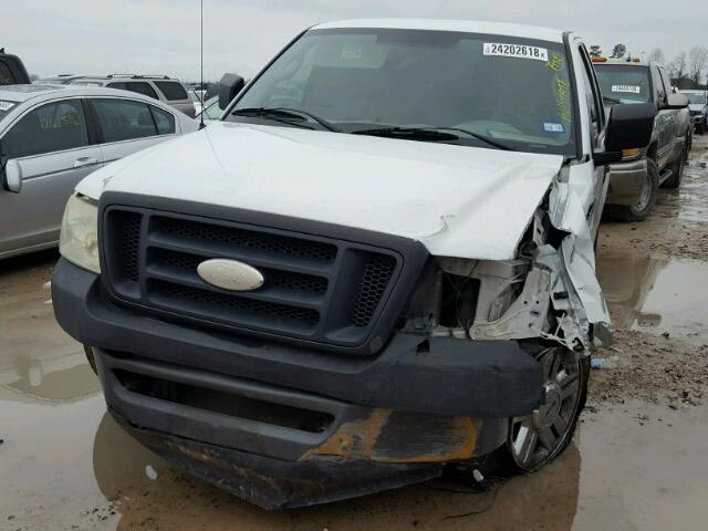 1FTRF12258KC58749 - 2008 FORD F150 WHITE photo 2