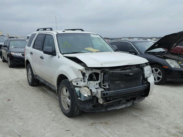 1FMCU9D70AKC04912 - 2010 FORD ESCAPE XLT WHITE photo 1