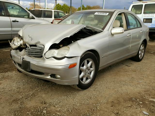 WDBRF61J03F360112 - 2003 MERCEDES-BENZ C 240 SILVER photo 2