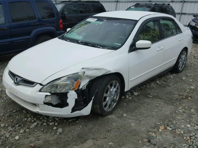 1HGCM56415A185753 - 2005 HONDA ACCORD LX WHITE photo 2