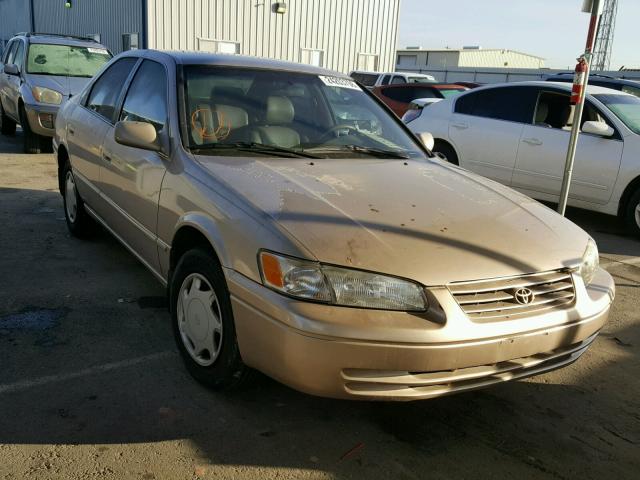 4T1BG22K4VU000349 - 1997 TOYOTA CAMRY CE GOLD photo 1