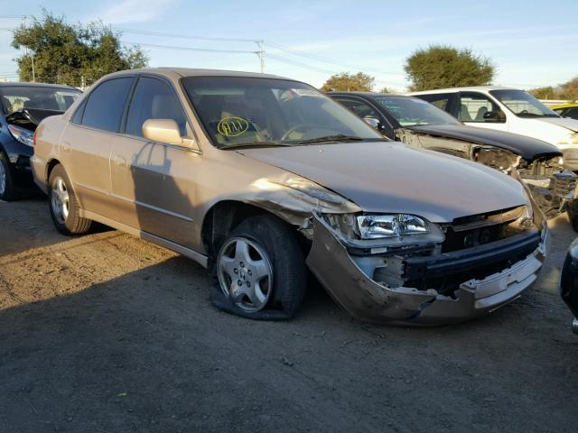 1HGCG1654YA072389 - 2000 HONDA ACCORD EX TAN photo 1