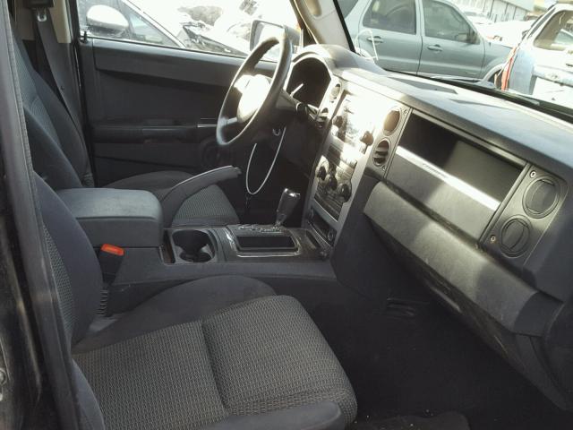1J8HG48K08C173127 - 2008 JEEP COMMANDER შავი ფოტო 5