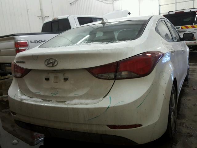 5NPDH4AE4EH483370 - 2014 HYUNDAI ELANTRA SE WHITE photo 4