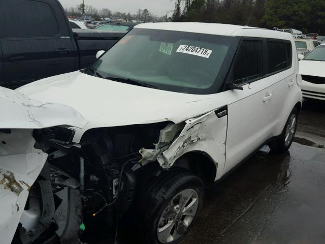 KNDJP3A53G7367861 - 2016 KIA SOUL + WHITE photo 2