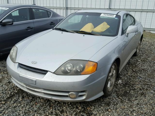 KMHHM65D54U134616 - 2004 HYUNDAI TIBURON SILVER photo 2