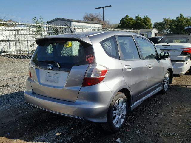 JHMGE8H66AC020646 - 2010 HONDA FIT SPORT SILVER photo 4