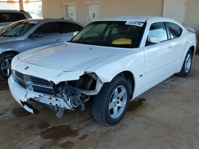 2B3CA3CV2AH229412 - 2010 DODGE CHARGER SX WHITE photo 2