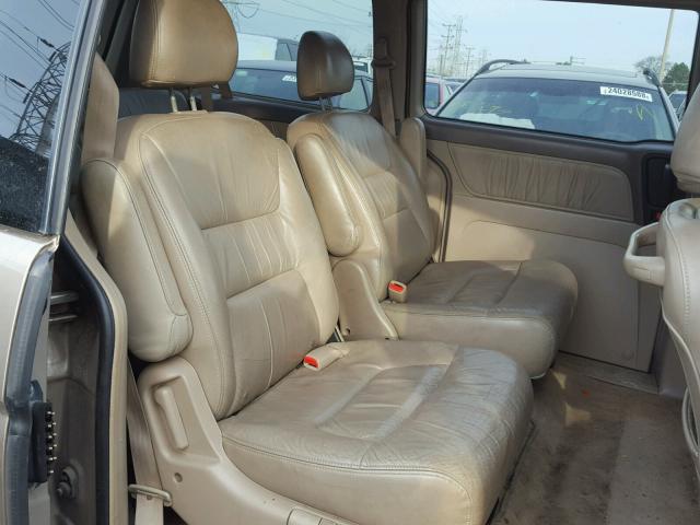 5FNRL18003B158529 - 2003 HONDA ODYSSEY EX GOLD photo 6