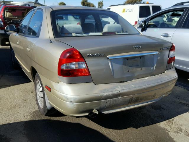 KLAJB52Z4YK401114 - 2000 DAEWOO NUBIRA CDX 金色 照片 3