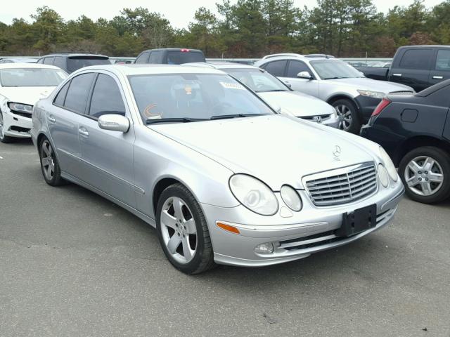 WDBUF70J15A629106 - 2005 MERCEDES-BENZ E 500 SILVER photo 1