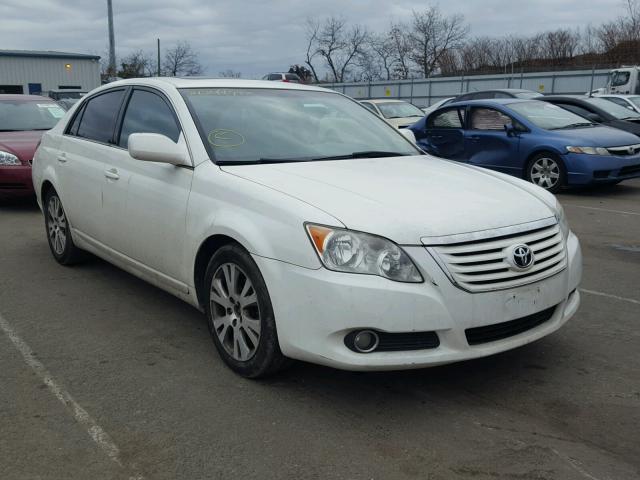 4T1BK36B28U323852 - 2008 TOYOTA AVALON XL WHITE photo 1