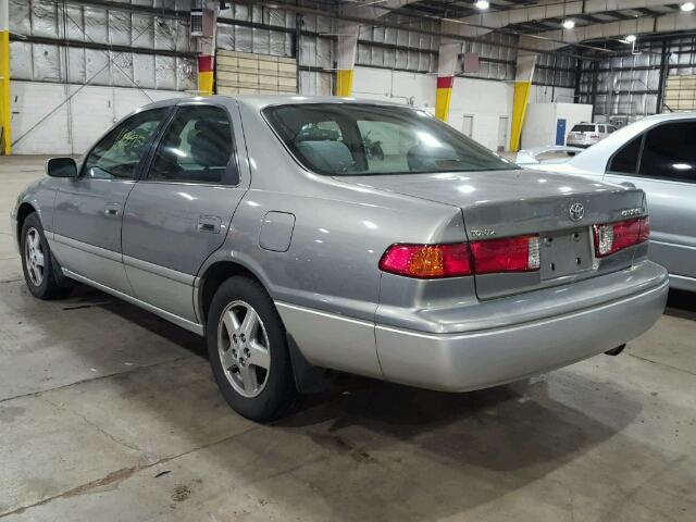 JT2BG22K710565659 - 2001 TOYOTA CAMRY CE GRAY photo 3