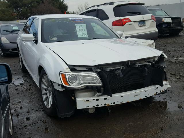 2C3CCAAG8DH647435 - 2013 CHRYSLER 300 WHITE photo 1