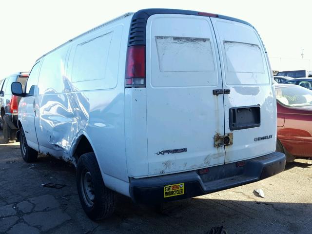 1GCGG25R6Y1146017 - 2000 CHEVROLET EXPRESS G2 WHITE photo 3