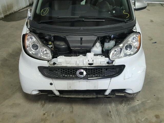 WMEEJ3BA2EK785113 - 2014 SMART FORTWO PUR TWO TONE photo 9