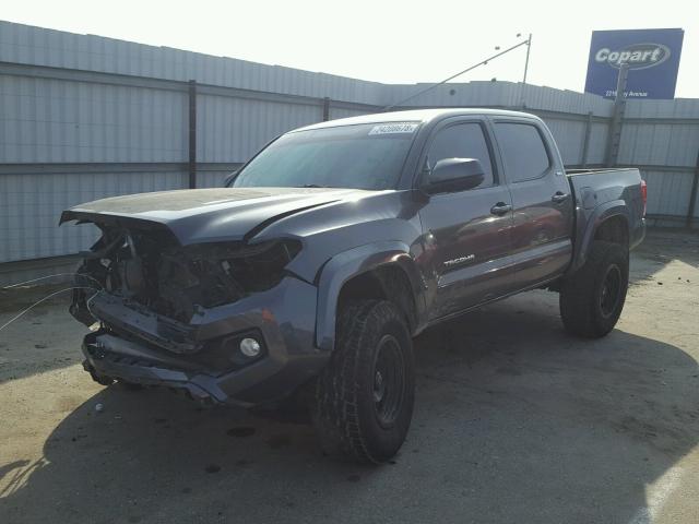 3TMAZ5CN1HM031264 - 2017 TOYOTA TACOMA DOU GRAY photo 2