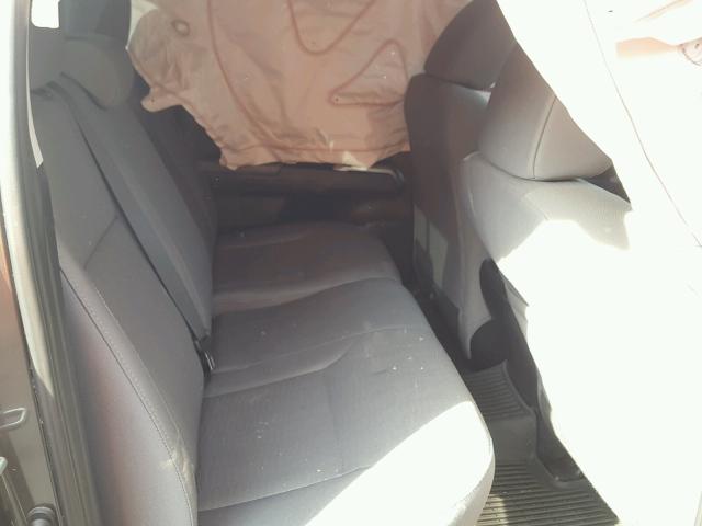 3TMAZ5CN1HM031264 - 2017 TOYOTA TACOMA DOU GRAY photo 6